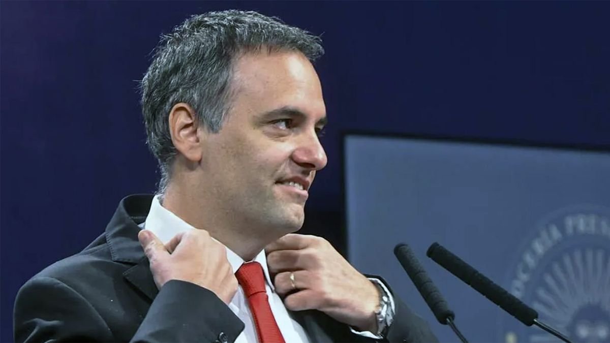 Adorni bajo la lupa: la Justicia investiga sus ingresos desde 2002
